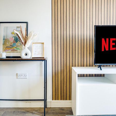 City Centre Emerald Escape - Sleeps-6, 2Beds & 2Baths , Netflix , Free Internet Birmingham Exteriér fotografie
