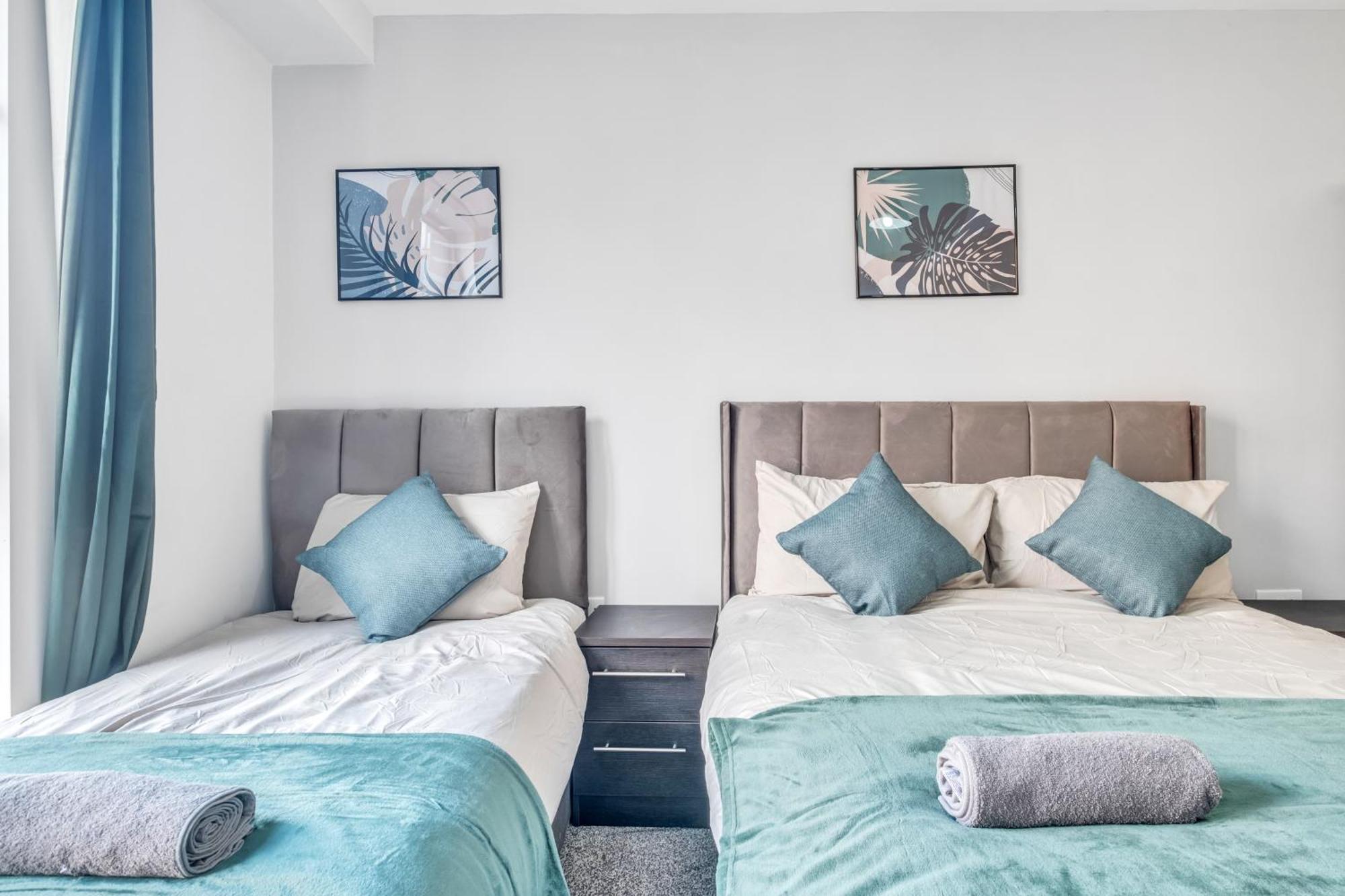 City Centre Emerald Escape - Sleeps-6, 2Beds & 2Baths , Netflix , Free Internet Birmingham Exteriér fotografie