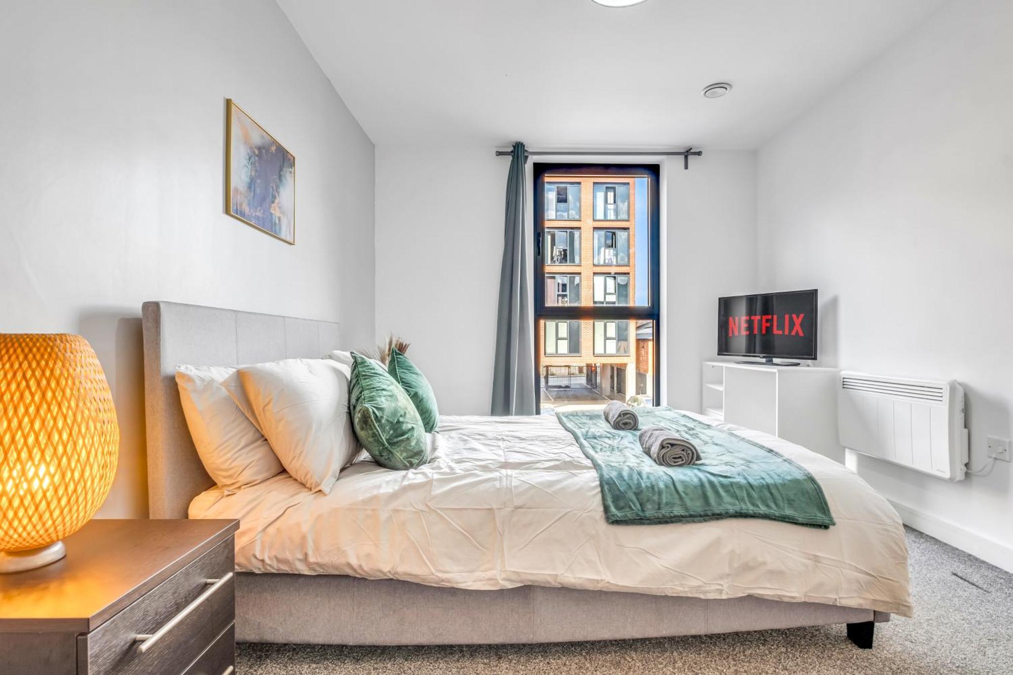 City Centre Emerald Escape - Sleeps-6, 2Beds & 2Baths , Netflix , Free Internet Birmingham Exteriér fotografie